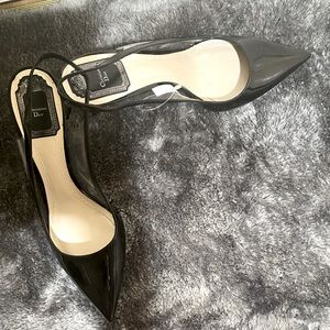 New Christian Dior straps shoes / so so chic / left size 39 - right size 38.5